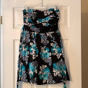 Speechless Strapless Knee Length Dress